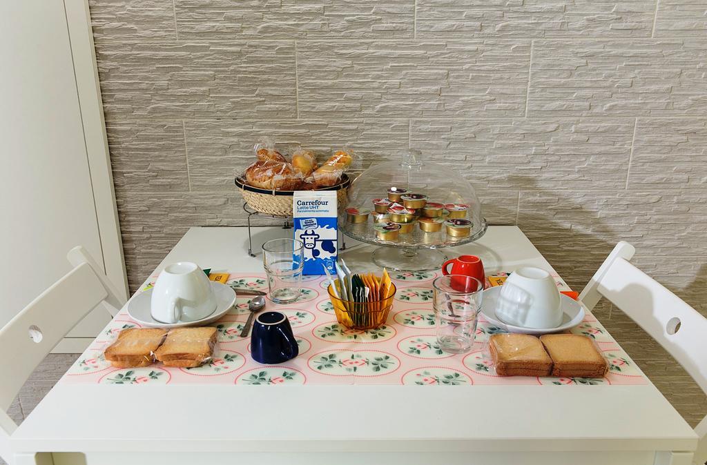 Casa Vacanze Angelica Σαλέρνο Εξωτερικό φωτογραφία