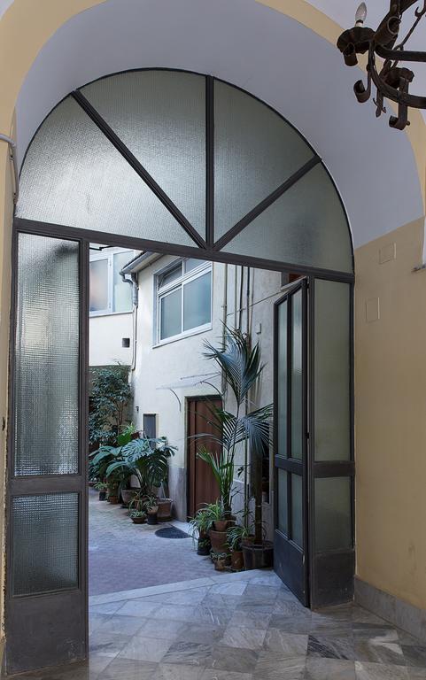 Casa Vacanze Angelica Σαλέρνο Εξωτερικό φωτογραφία
